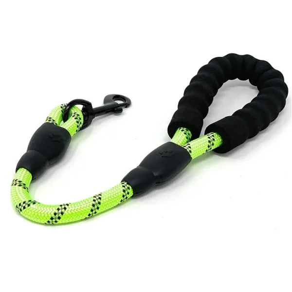 Reflective Short Dog Leash With Comfortable Handle